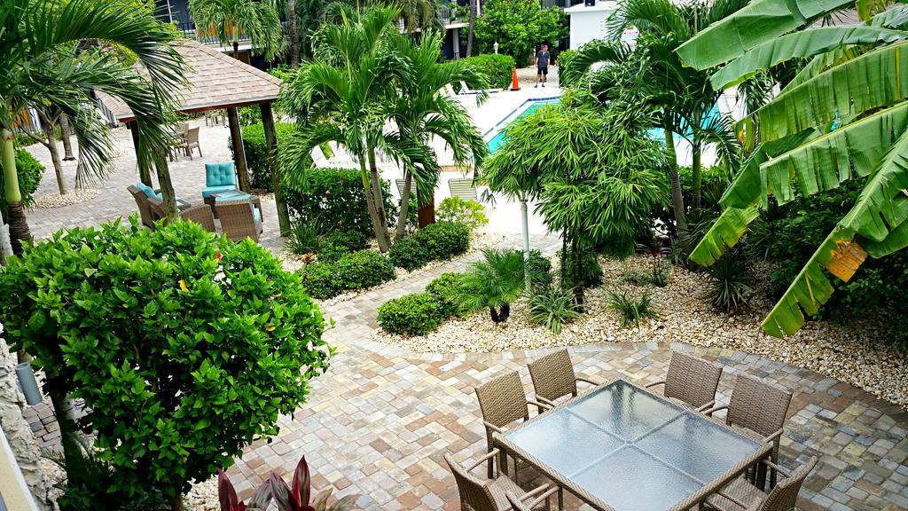 Dolphin Key Resort - Кейп Корал Екстериор снимка