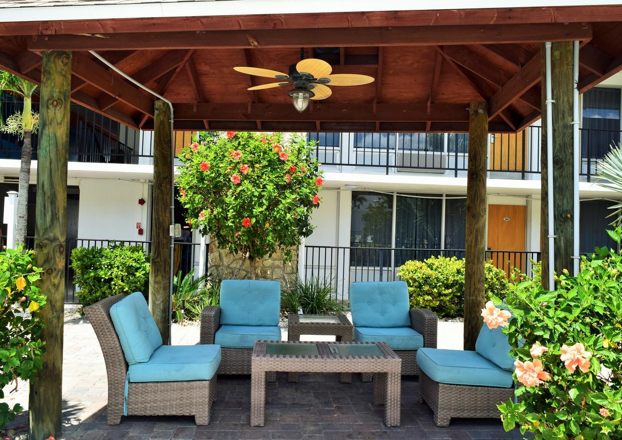 Dolphin Key Resort - Кейп Корал Екстериор снимка