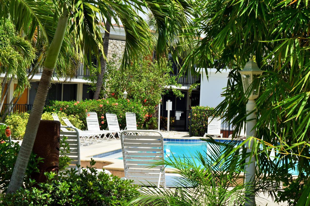 Dolphin Key Resort - Кейп Корал Екстериор снимка