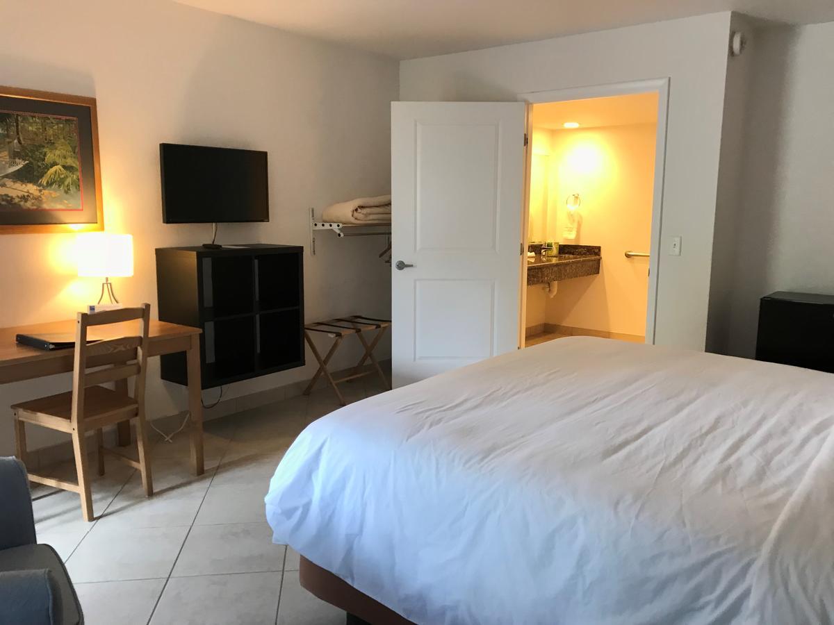 Dolphin Key Resort - Кейп Корал Екстериор снимка