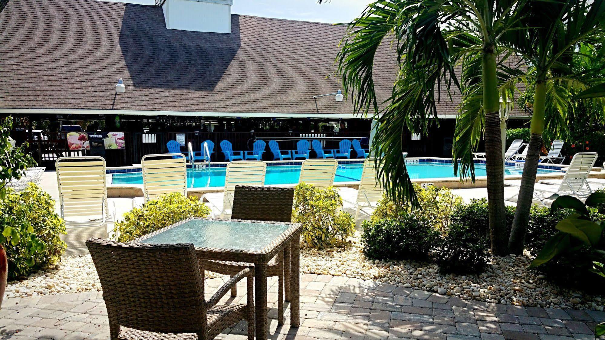 Dolphin Key Resort - Кейп Корал Екстериор снимка